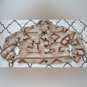 Francesca’s Mi Ami Southwestern Aztec Print Cropped Jacket Women’s Size Medium